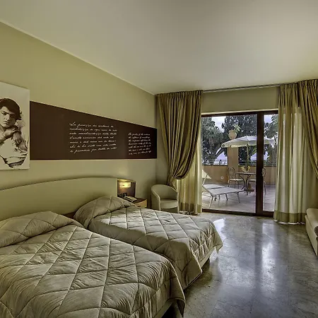 Ariston And Palazzo Santa Caterina