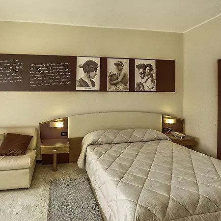 فندق Ariston And Palazzo Santa Caterina 4*