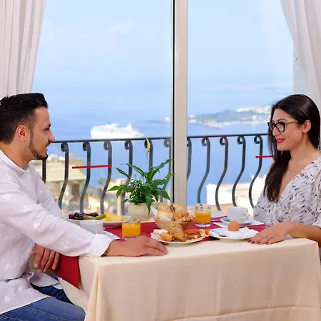 Ariston And Palazzo Santa Caterina 4*