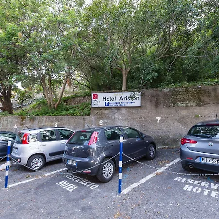 Ariston And Palazzo Santa Caterina تاورمينا