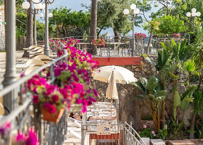 Отель Ariston And Palazzo Santa Caterina Таормина