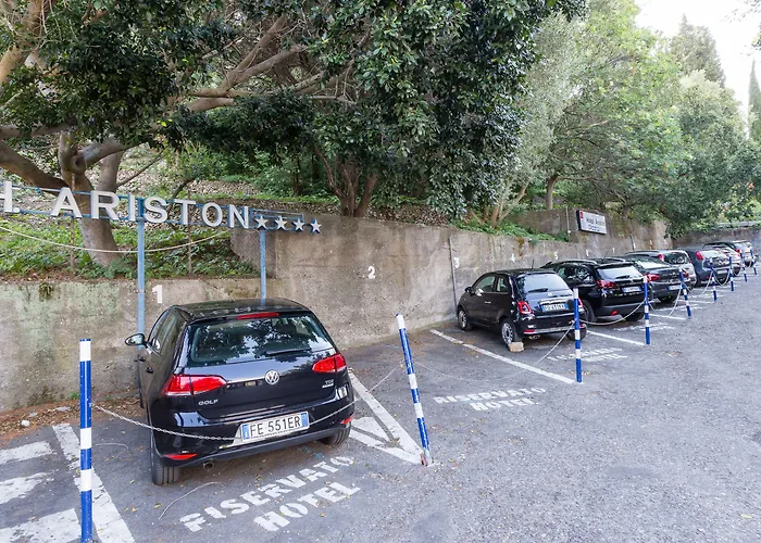 Ariston And Palazzo Santa Caterina Отель Таормина