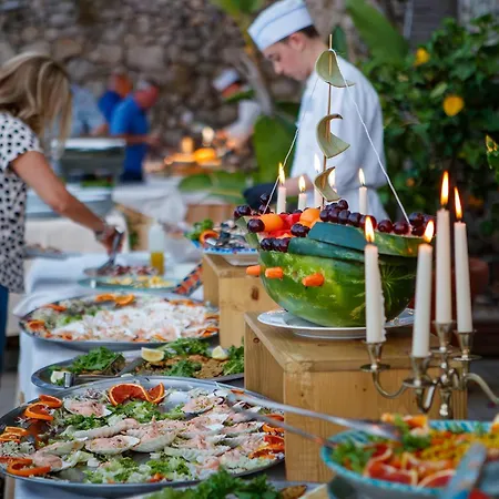Ariston And Palazzo Santa Caterina 4*